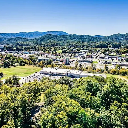 Bear Nakid Villa Pigeon Forge Exterior photo